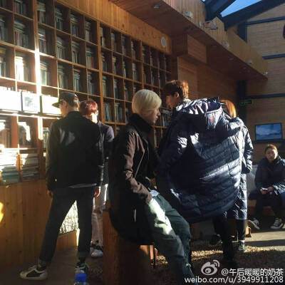 150116 MTV节目录制 @UNIQ-王一博 ?美妆蛋? cr:logo