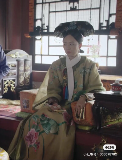 紫禁华服-小红书转载