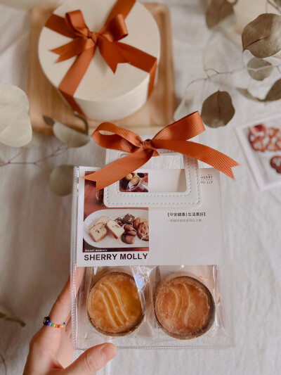 「伴手禮」の其中一個樣子
把精心準備的心意展示出來
還有“囍餅”加持 好事來臨～
