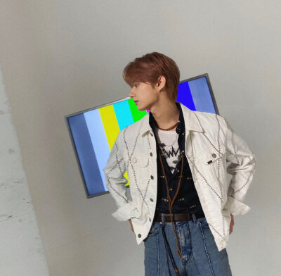 文俊辉（JUN）
❣️ⓈⒺⓋⒺⓃⓉⒺⒺⓃ❣️