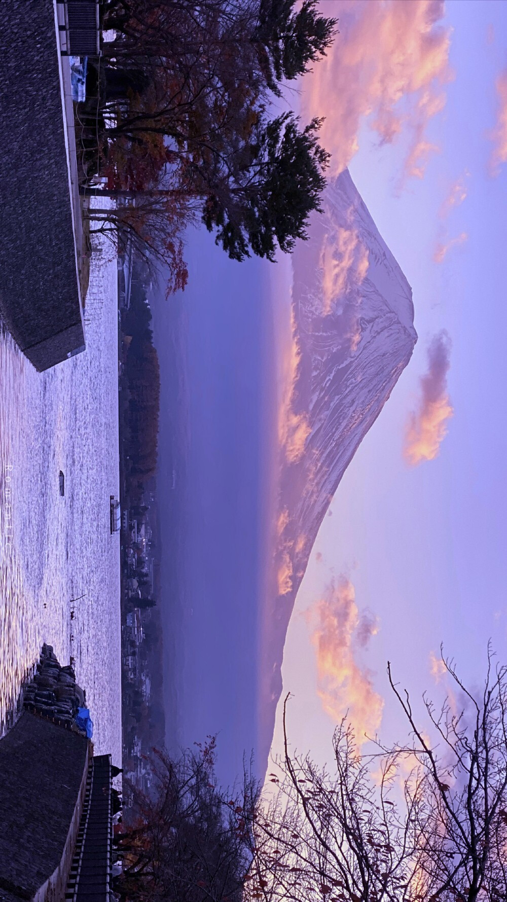 慢慢体会我的极端和浪漫。 ​​
摄影@Romantic百分百