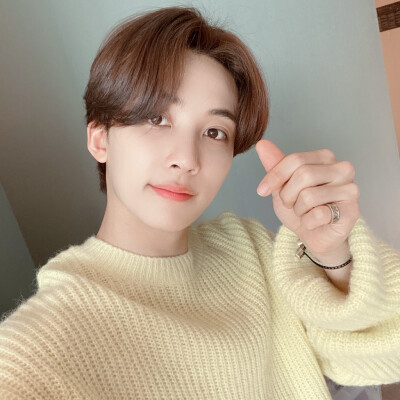 尹净汉（JEONGHAN）
❣️ⓈⒺⓋⒺⓃⓉⒺⒺⓃ❣️