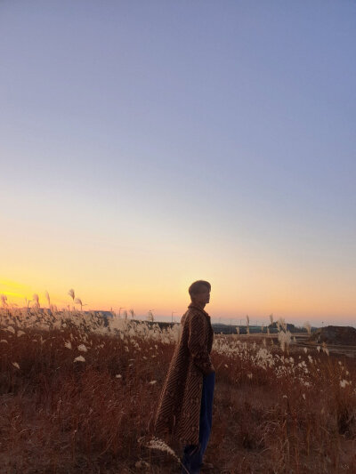 文俊辉（JUN）
❣️ⓈⒺⓋⒺⓃⓉⒺⒺⓃ❣️