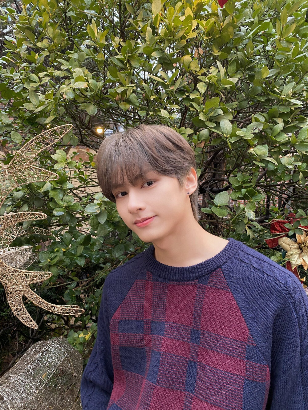 文俊辉（JUN）
❣️ⓈⒺⓋⒺⓃⓉⒺⒺⓃ❣️