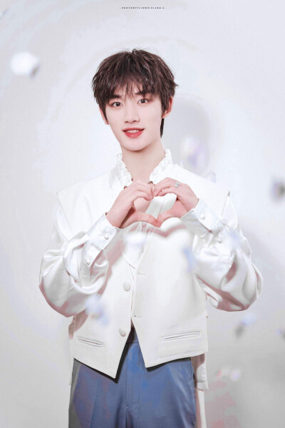  TNT时代少年团，一《我喜欢你》