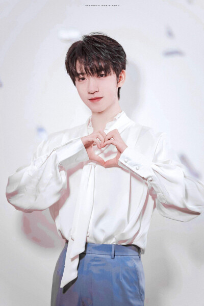  TNT时代少年团，一《我喜欢你》