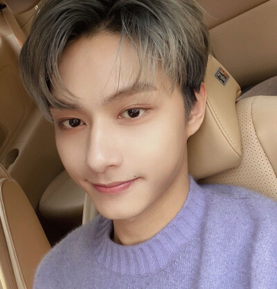 文俊辉（JUN）
❣️ⓈⒺⓋⒺⓃⓉⒺⒺⓃ❣️