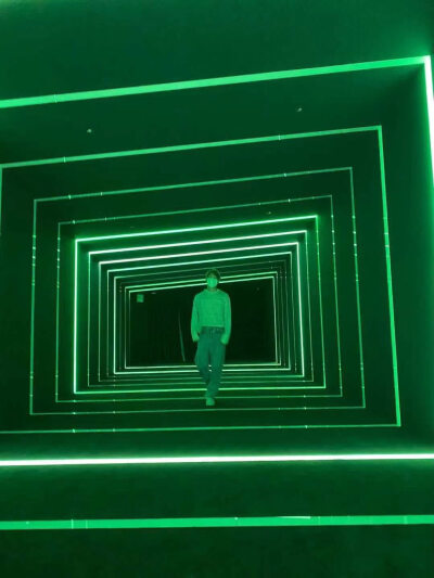 文俊辉（JUN）
❣️ⓈⒺⓋⒺⓃⓉⒺⒺⓃ❣️