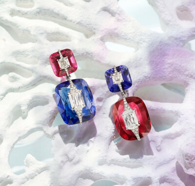 瑞士珠宝商 Boghossian 刚刚推出新一季高级珠宝系列——「Coral Reef」，为庆祝 Kissing Diamonds 系列诞生10周年而特别设计。新作以「航海发现」为灵感主题，以彩色宝石表达海洋中多彩的自然之景。