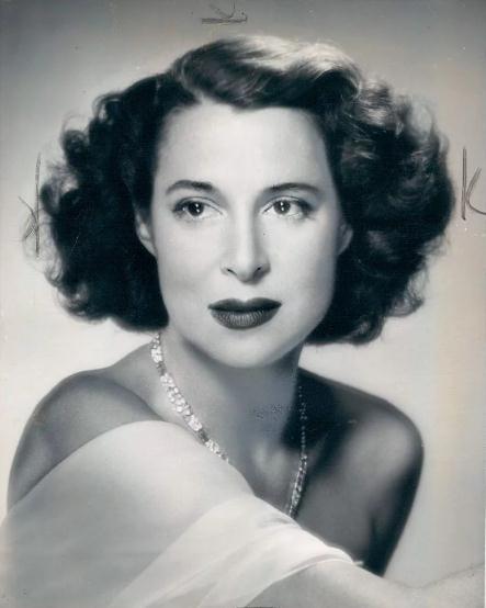 Kitty Carlisle ​​​