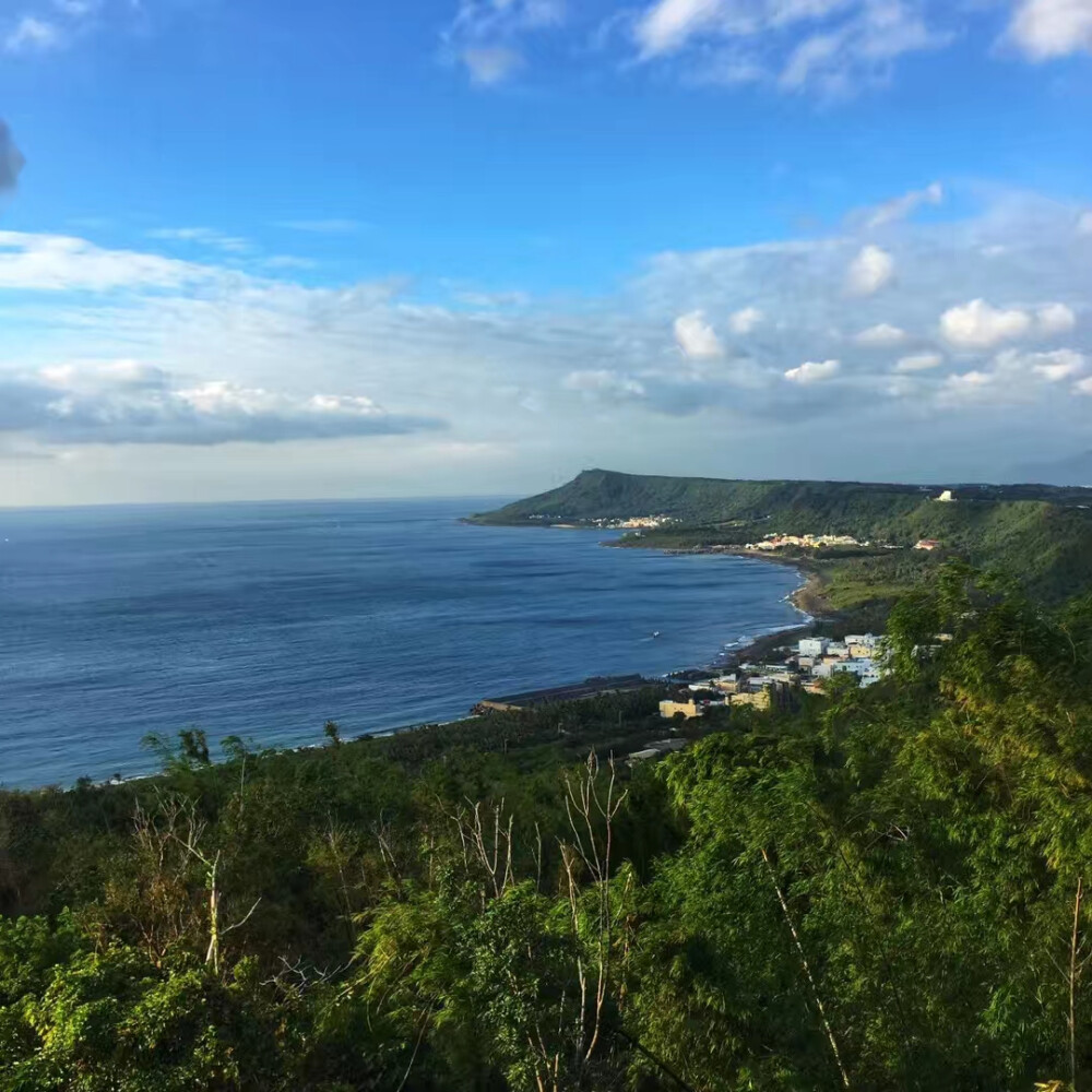 蓝天白云大海