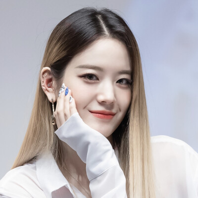 fromis_9_gyul