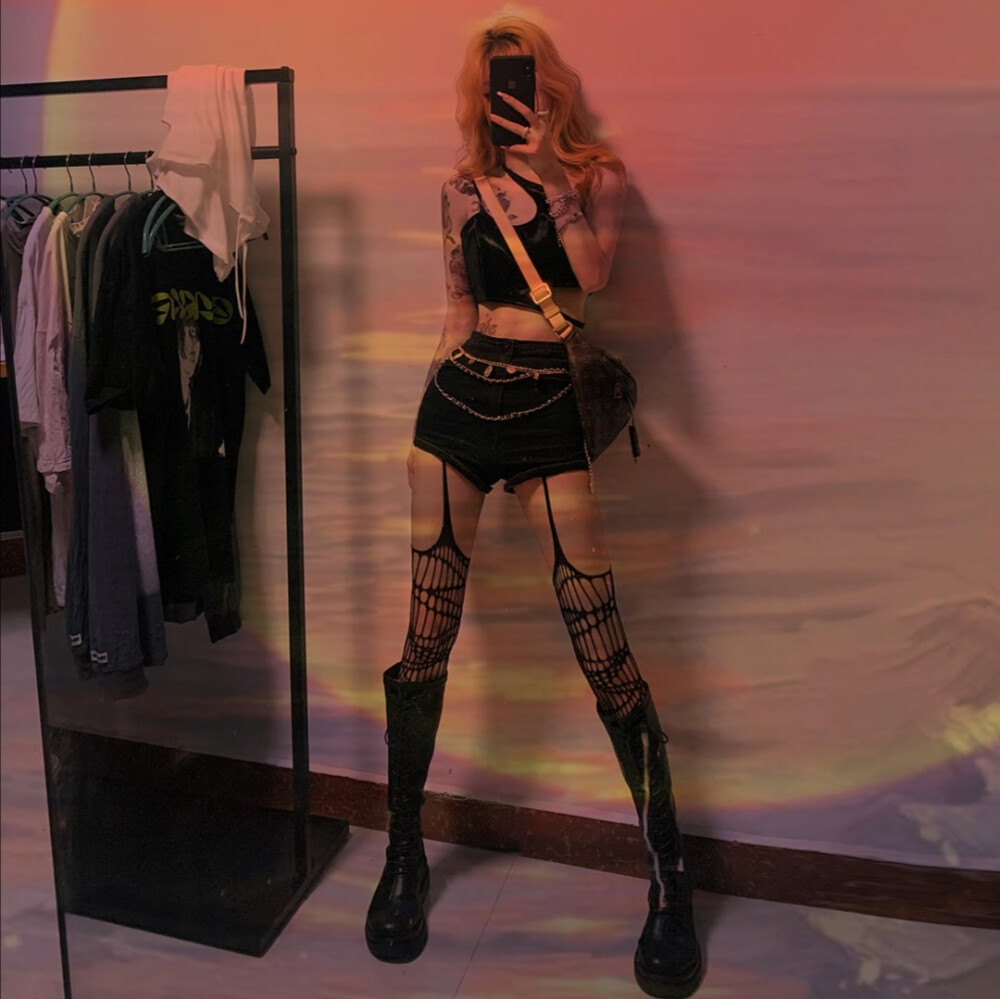 ✝︎
