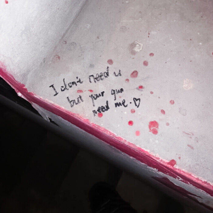 
“赠你一座玫瑰园, 任你肆意生长”
￴ㅤ￴￴ㅤ￴￴