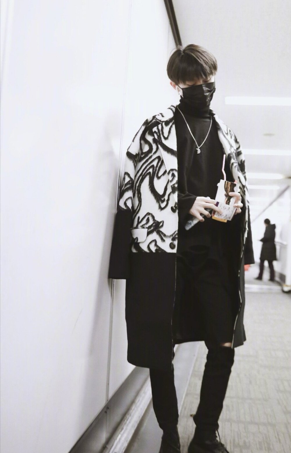 ［马嘉祺］压迫感
抱图dd＋点赞哦