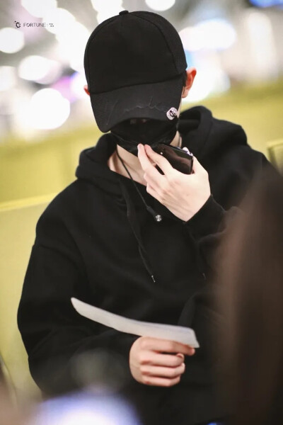 ［马嘉祺］抱图dd＋点赞哦