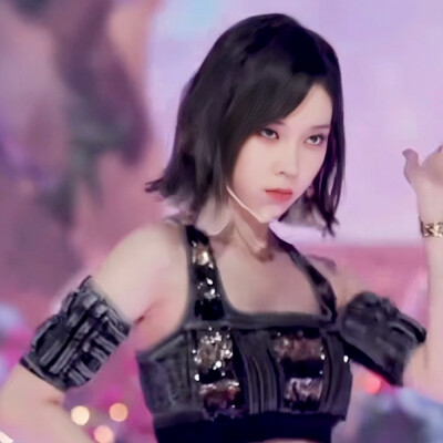 winter金玟庭可二改，二改收藏专辑注明松岛美子