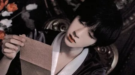 ［贺峻霖］压迫感
抱图dd＋点赞哦