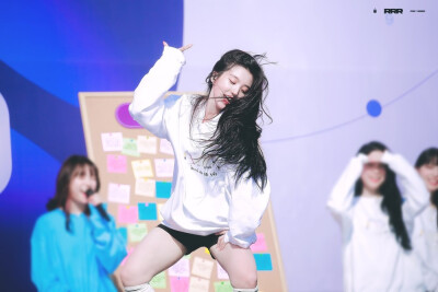 姜睿緖 GirlsPlanet999
饭拍高清