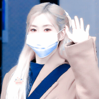 朴彩英
二改_fristlove_rose