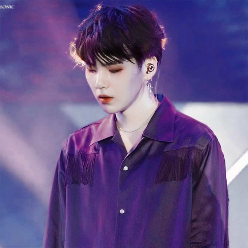  ☽ . ( / * 03 09 )
闵玧其 @·39^Xiu.☽
DTownsonic_SUGA