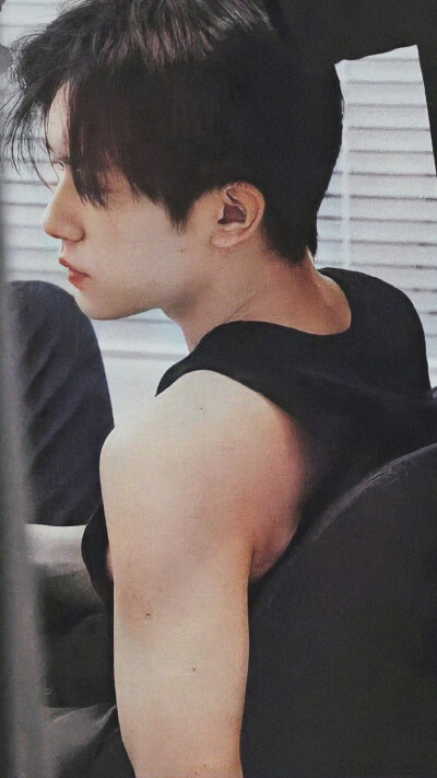 明星偶像壁纸 背景图 杂系
注：（图源网络_侵删）