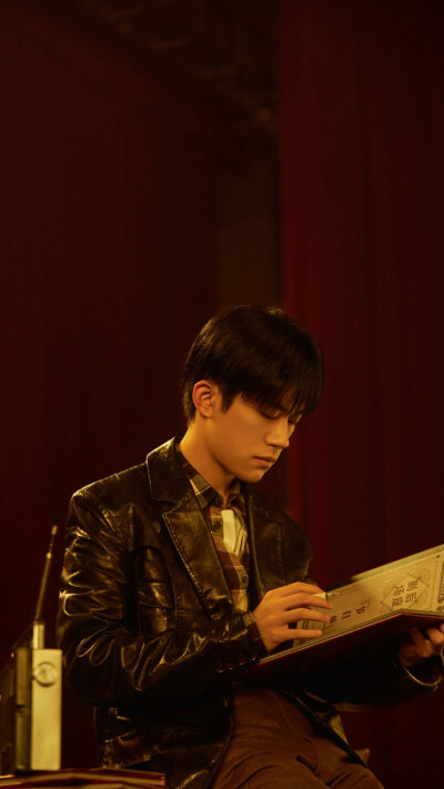 明星偶像壁纸 背景图 杂系
注：（图源网络_侵删）