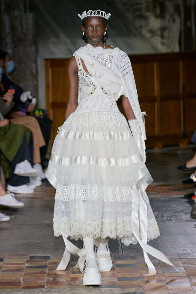 Simone Rocha 2022春夏走秀