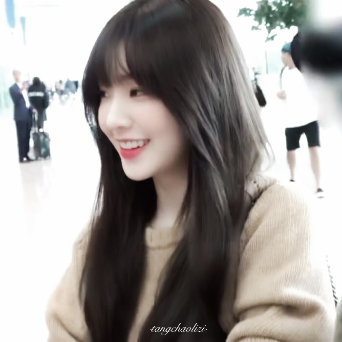 裴珠泫·
原乔新。