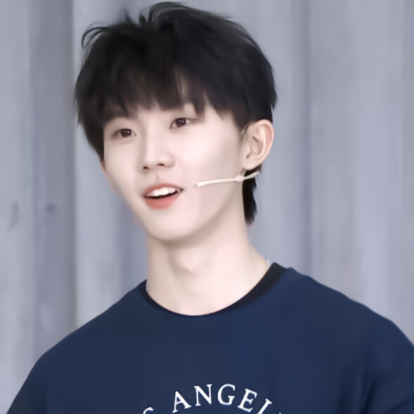 °给马哥搞个锡纸烫半永久吧。