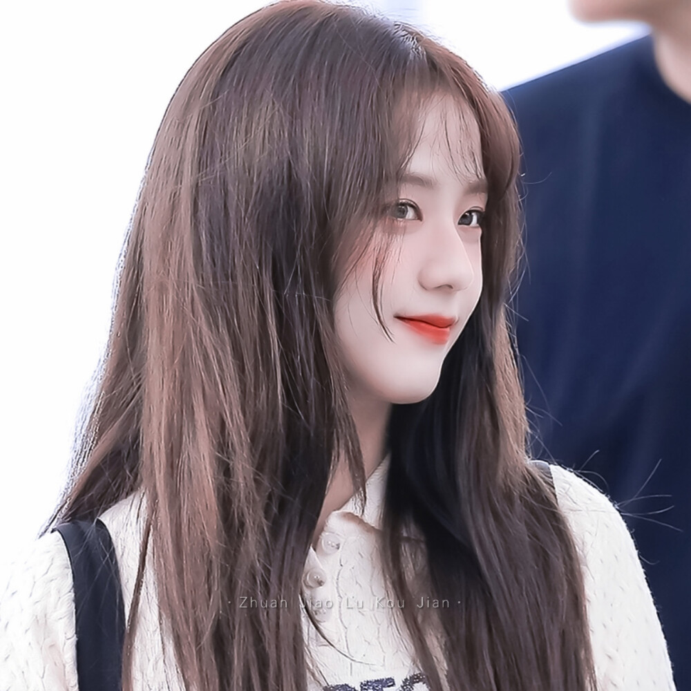  ´她真的好好看
´金智秀
原offthepage_js