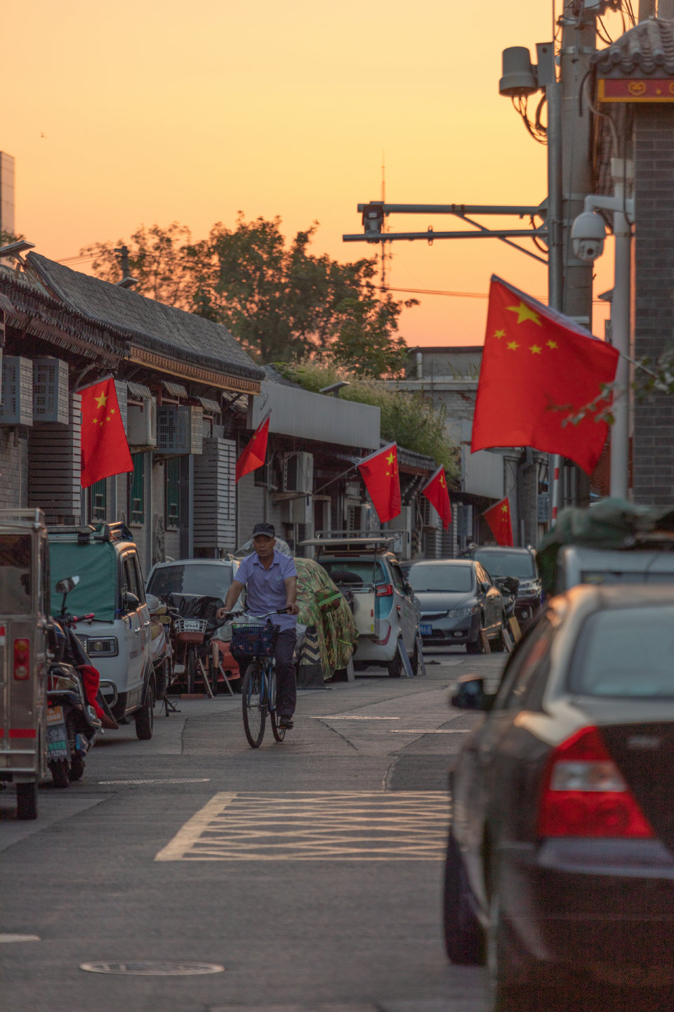 壁纸｜国庆壁纸
摄影：cssiw
生在红旗下，长在春风里