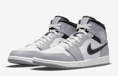 Air Jordan 1 Mid
「Light Smoke Grey」