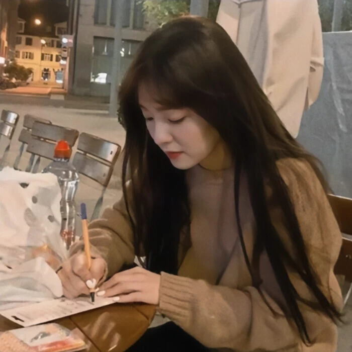 | ᴛɪᴍᴇ
“ 让每天的坏心情在睡前都清零 ”