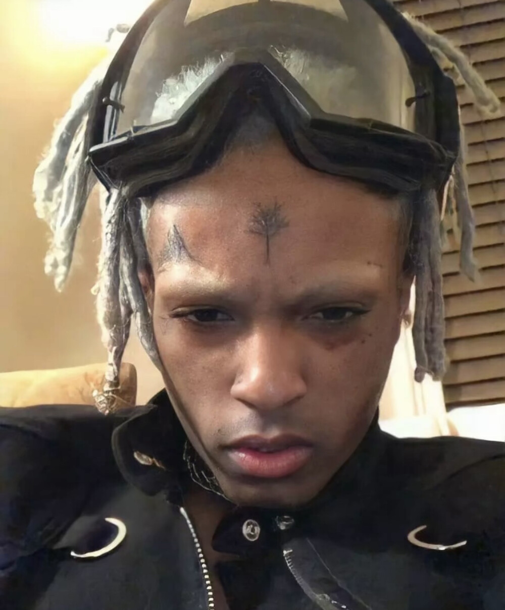 xxx