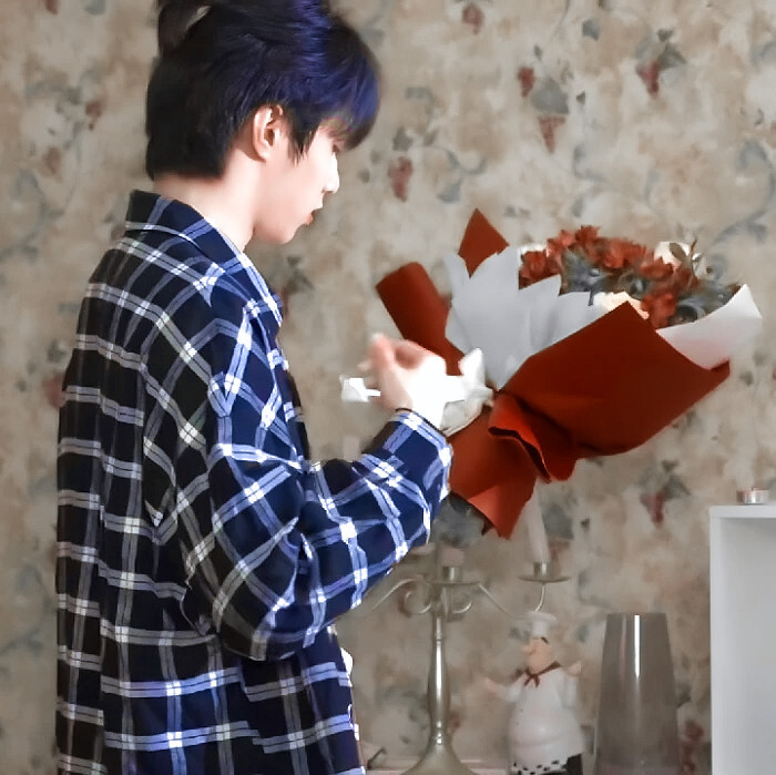 刘耀文
cr.江晓闻