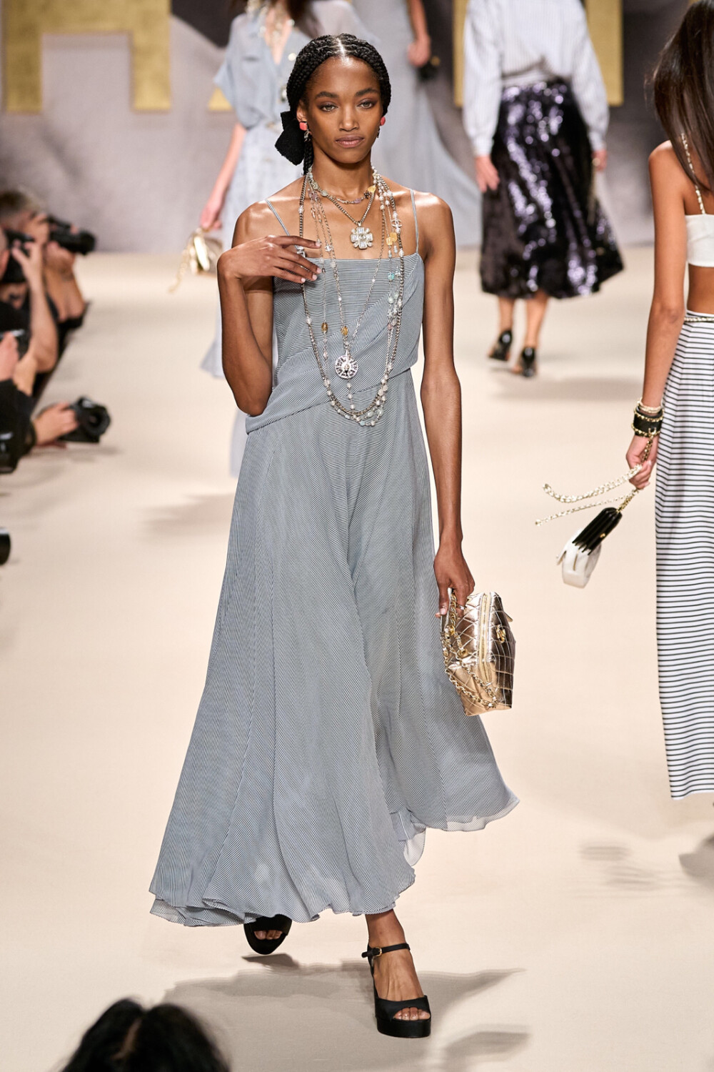 Chanel Spring 2022 Ready-to-Wear