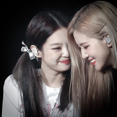 
BLACKPINK JENNIE×ROSÈ
ㅤ
