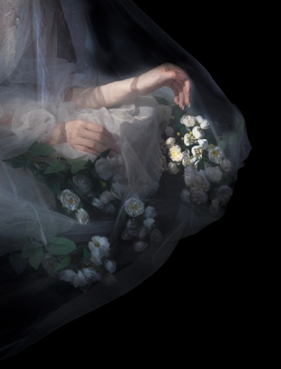 《银纱》
出镜：IDFT-杨允涵
摄影：塔亚利子