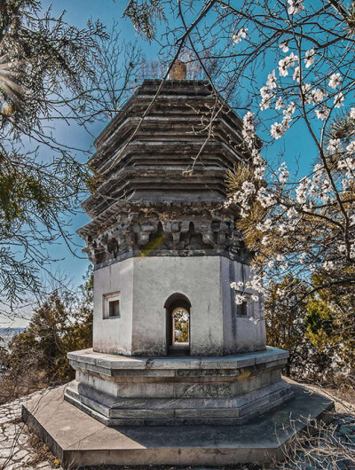 京西 香山 普安塔