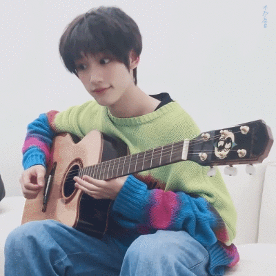 绝美照片丁程鑫yyds