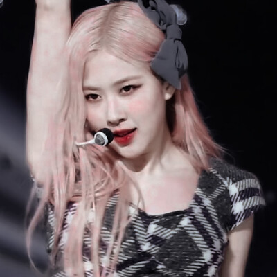 少女的搖擺裙 *（Rosé）
