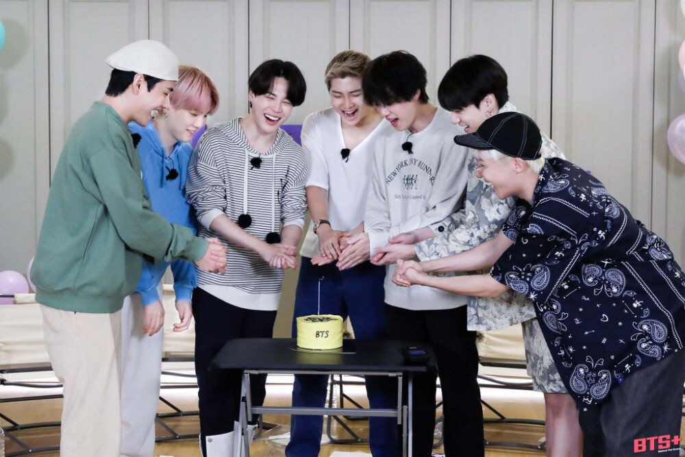 防弹少年团 RUN BTS Ep155
(期待下一次跑弹见面~
