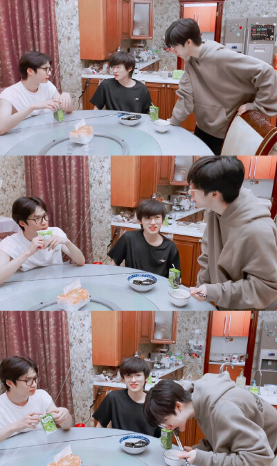 时代少年团
不知不觉中我们炸厨房的“试毒”小组的队伍已经愈发壮大了 ​​​
cr -月上柴草屋