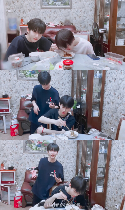 时代少年团
不知不觉中我们炸厨房的“试毒”小组的队伍已经愈发壮大了 ​​​
cr -月上柴草屋