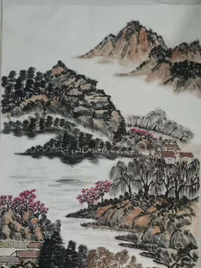 李孟贤，山东济宁市人，热爱山水人物画，不断在学习进步