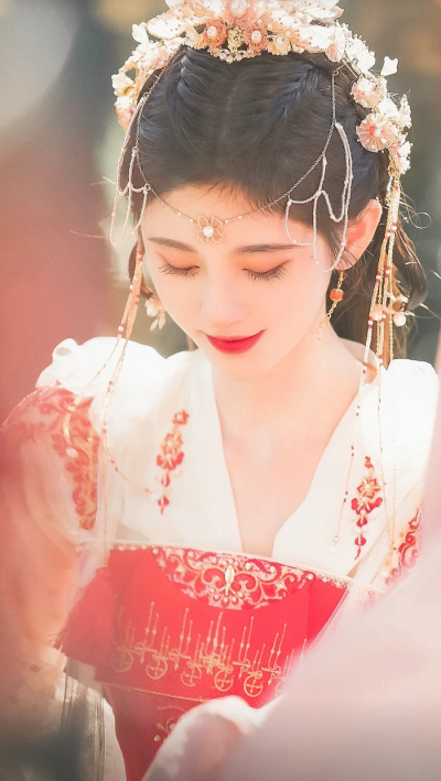 鞠婧祎