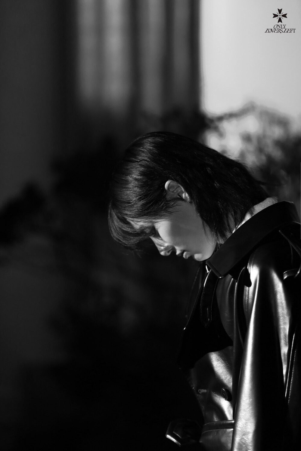 211020 承衍官推更新：
[WOODZ(曹承衍) POST]
WOODZaket BEHIND
#WOODZ #曹承衍 #WAITING
#ONLY_LOVERS_LEFT #OLL