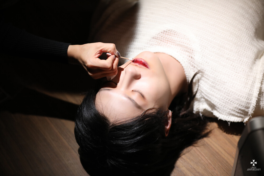 211020 承衍官推更新：
[WOODZ(曹承衍) POST]
WOODZ MV IS BEST BEHIND
#WOODZ #曹承衍 #WAITING
#ONLY_LOVERS_LEFT #OLL