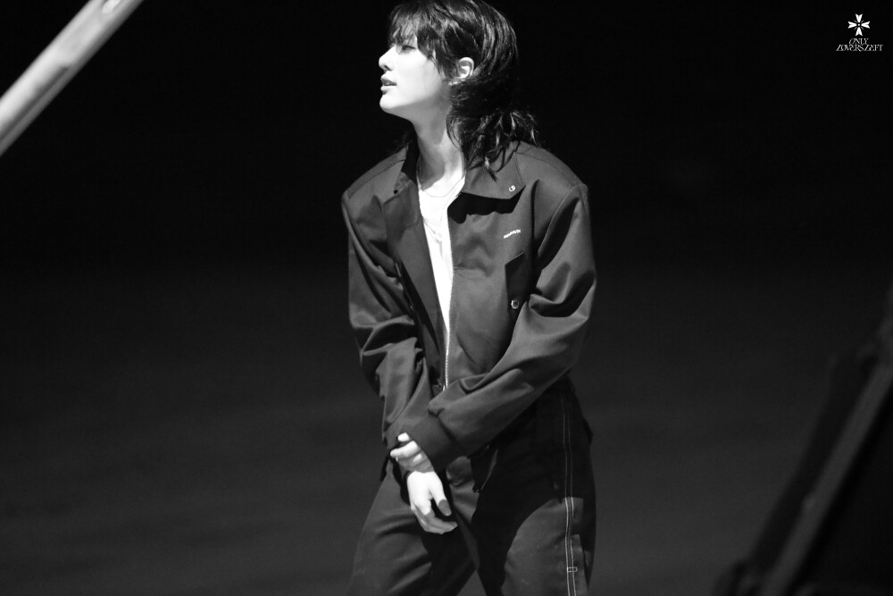 211020 承衍官推更新：
[WOODZ(曹承衍) POST]
WOODZ MV IS BEST BEHIND
#WOODZ #曹承衍 #WAITING
#ONLY_LOVERS_LEFT #OLL